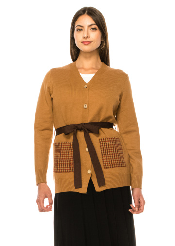 Cardigan with a belt in camel