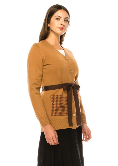 Cardigan with a belt in camel