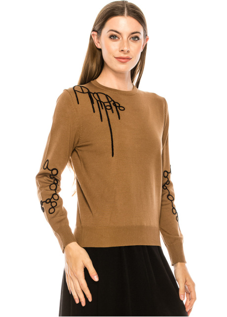 Embroidered sweater in camel