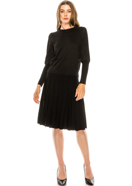 Leg-of-mutton sleeve sweater in black lurex