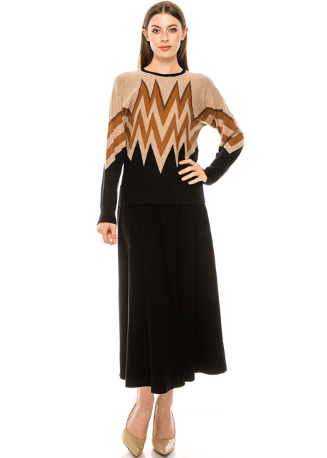 Zigzag pattern sweater in camel and black