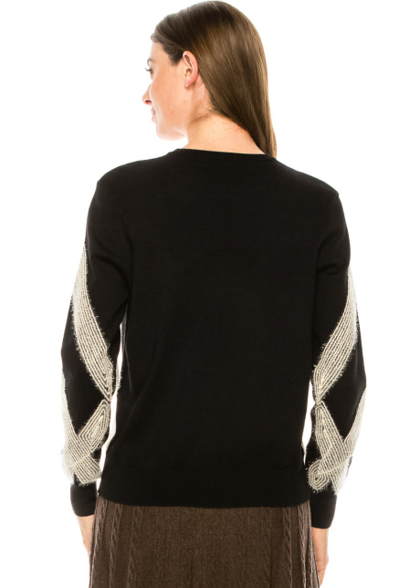 Geometric pattern sweater in cream and black