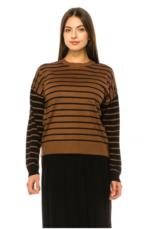 Striped sweater in camel and black