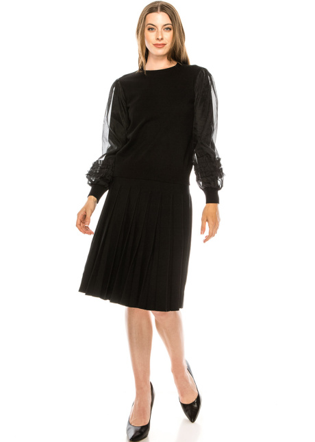 Chic sweater with two-layered blouson sleeves