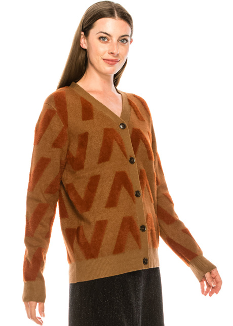 V-neck buttoned cardigan in camel
