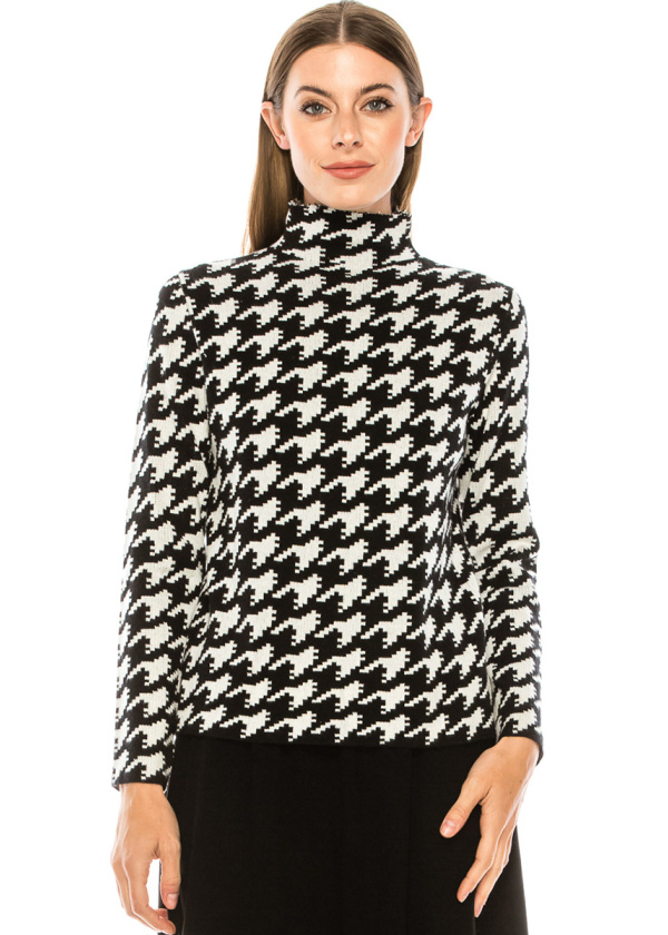 High neck houndstooth sweater in white