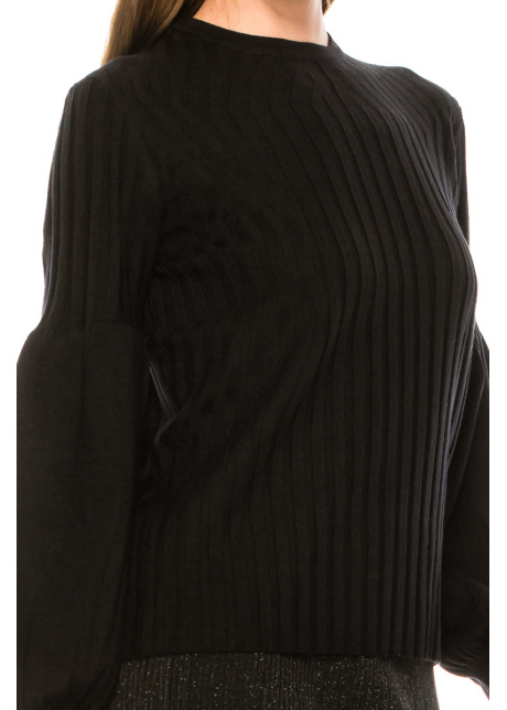 Bishop sleeves ribbed sweater in black