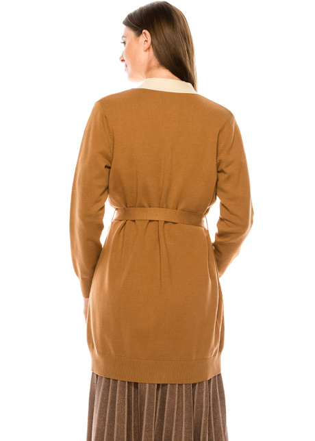 Elongated cardigan with pockets and belt