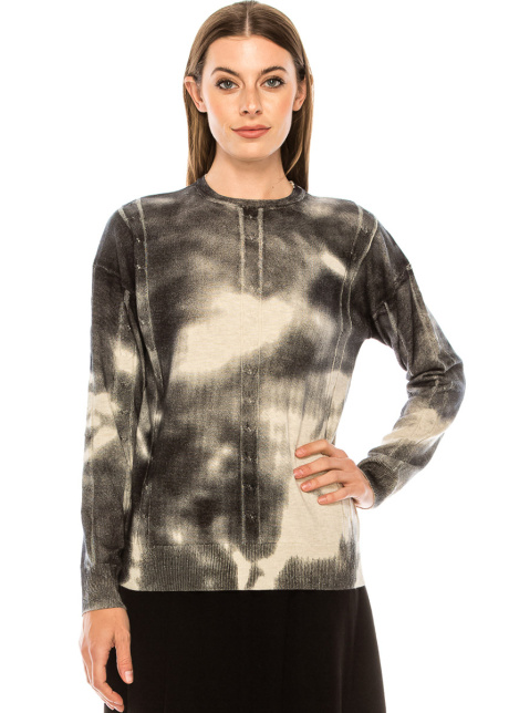 Printed sweater in black and white