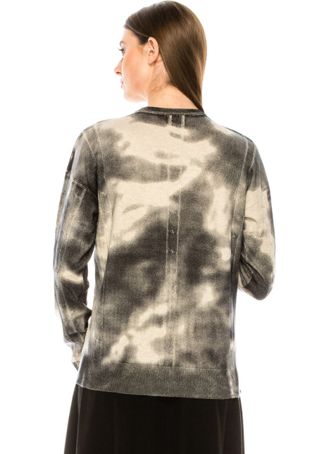 Printed sweater in black and white