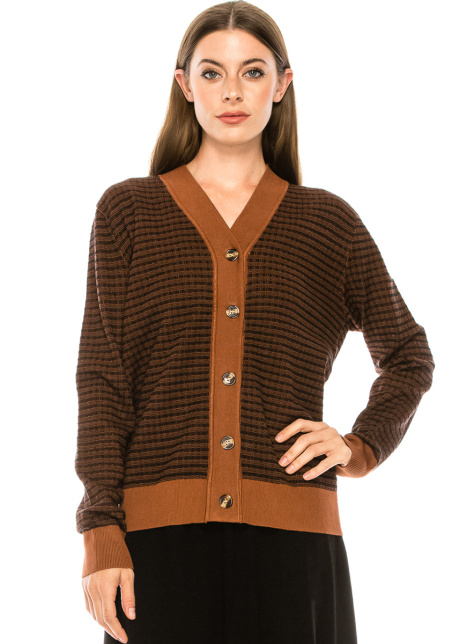 Classy plaid cardigan in rust