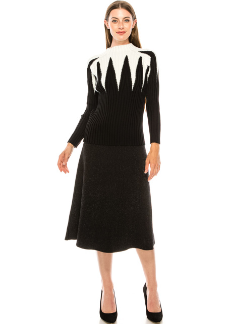 Geometric petals sweater in black and white