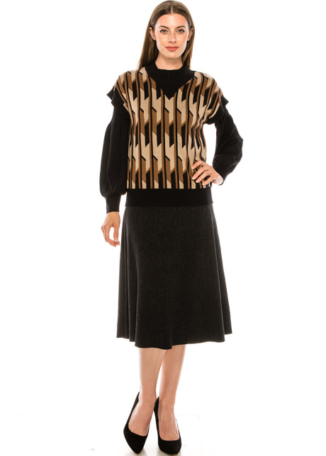 V-neck knitted vest in brown