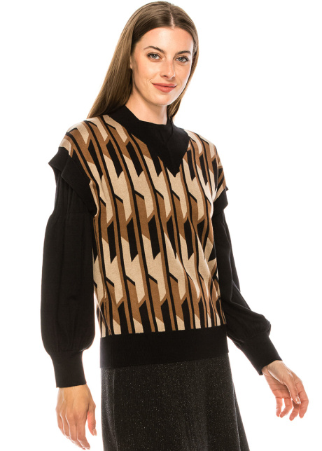 V-neck knitted vest in brown