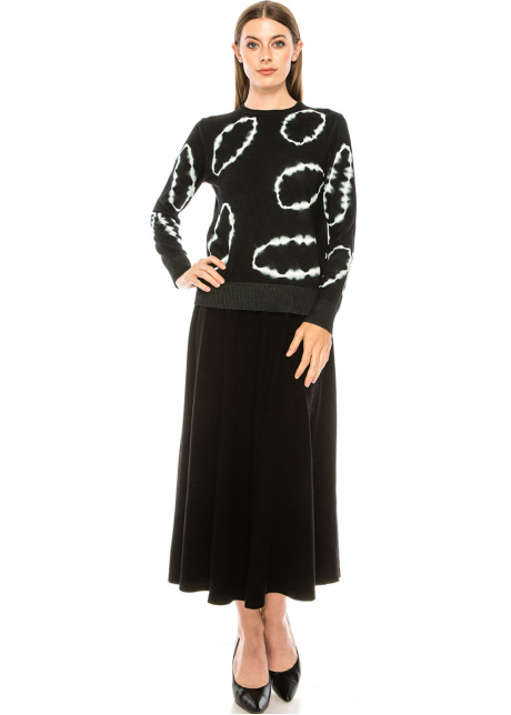 Creative pattern sweater in black and white