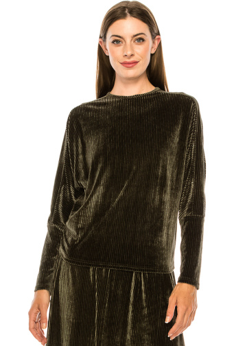 Ribbed velvet top in olive