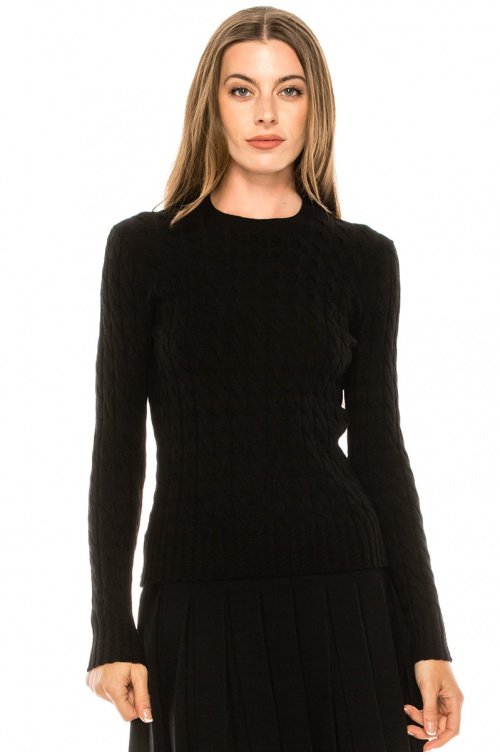 Cable knit classy sweater in black