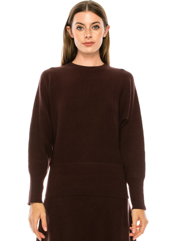 Slim sweater with voluminous sleeves in brown