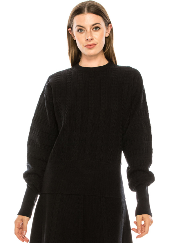 Sweater with volume sleeves in black