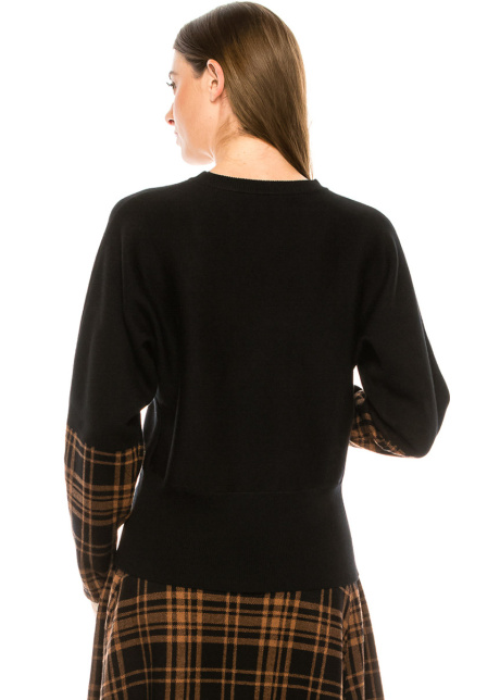 Black sweater with plaid printed accents