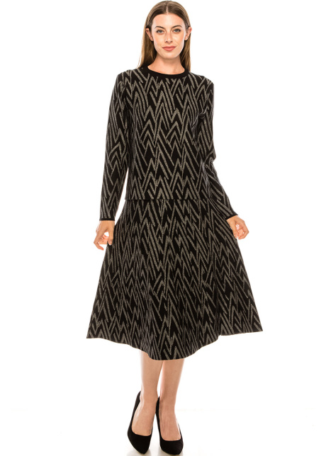 Geometric pattern sweater in silver and black