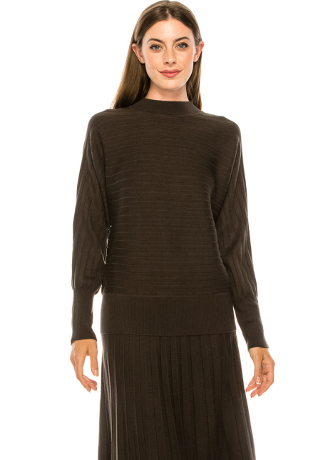Batwing sleeve ribbed sweater in olive