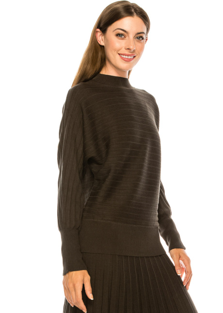 Batwing sleeve ribbed sweater in olive