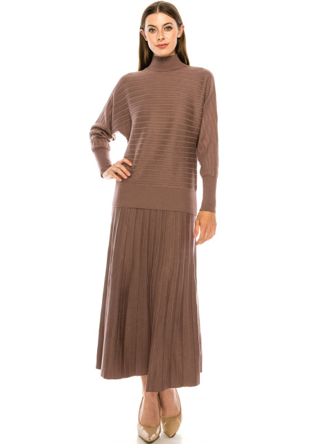 Batwing sleeve ribbed sweater in purple