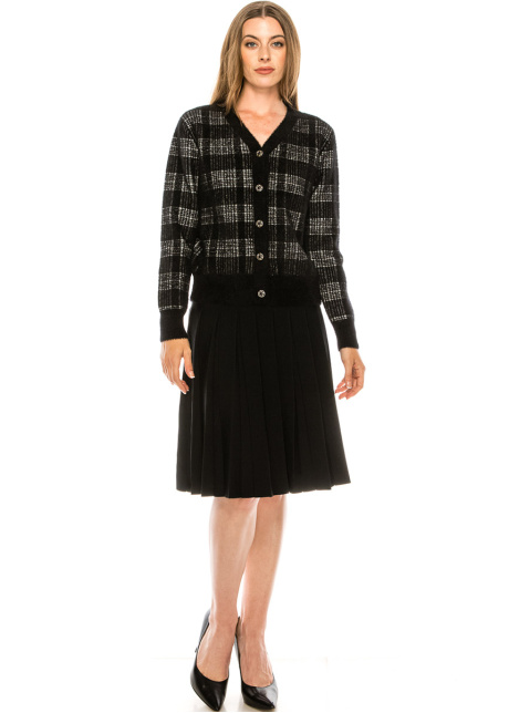 Checkered cardigan in black and white