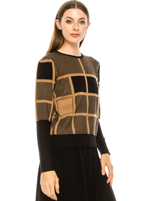 Checkered sweater with voluminous sleeves