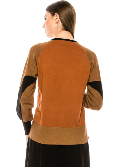 Color block sweater with blouson sleeves