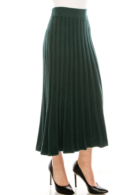 Knitted flared hem maxi skirt in green