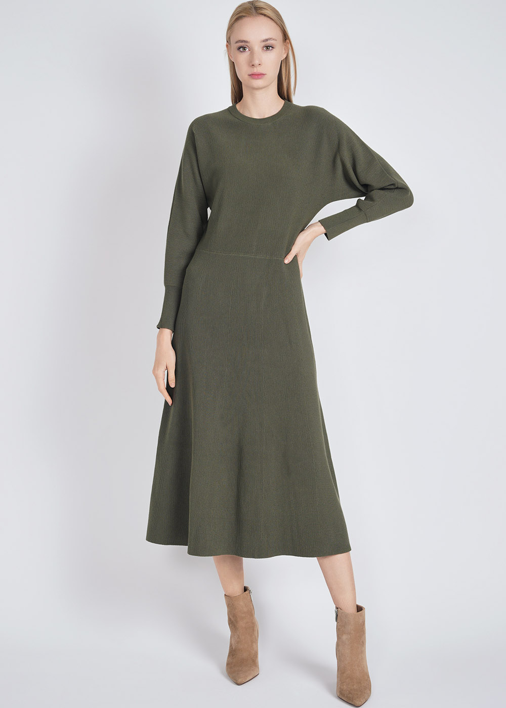 Green Ribbed Knit Dress: Classic & Comfortable