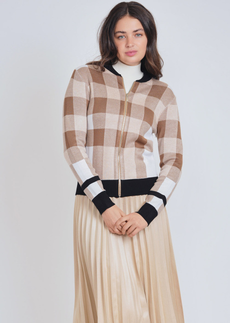 Camel Zip-Up Cardigan with Gentle Checkered Appeal