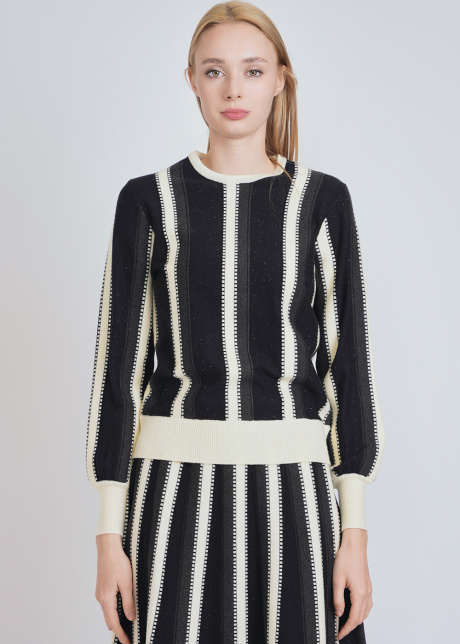 Contrasting White Accents Black Knit Top