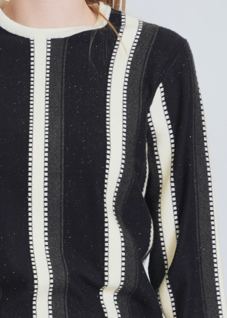 Contrasting White Accents Black Knit Top