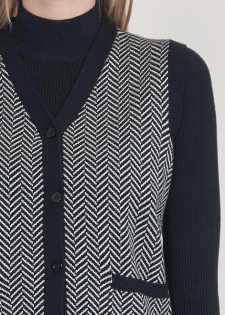 Graphic Play: V-Neck Vest in Black & White Zig Zag