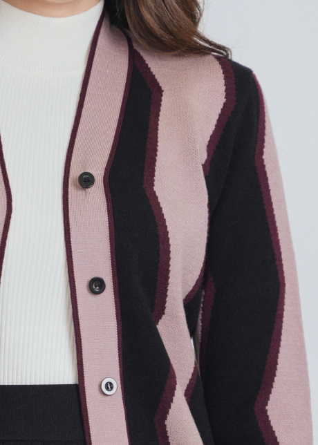 Elegant Burgundy Echo: Wide-Banded Cardigan
