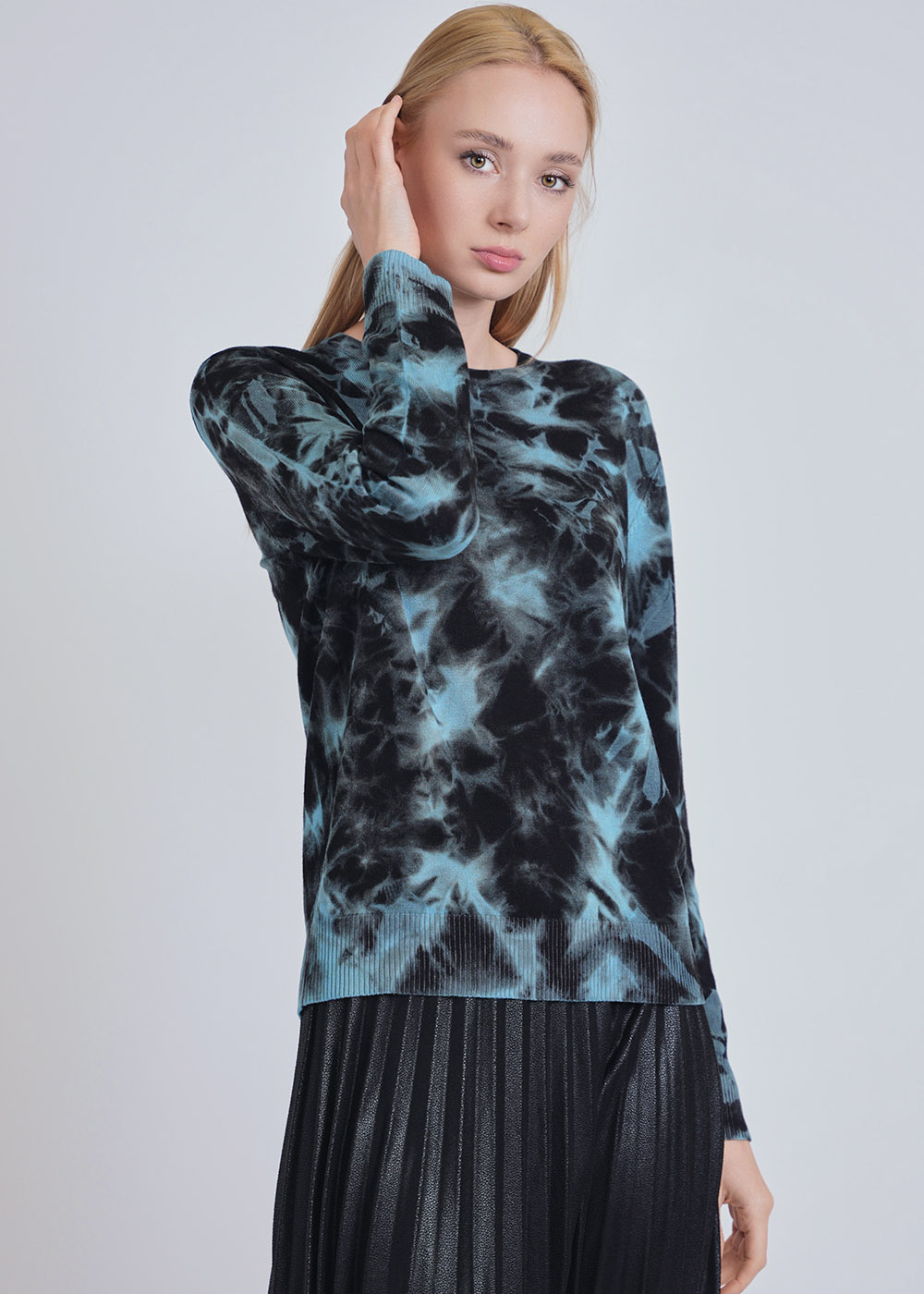 Black & Blue Tie Dye Fusion Sweater