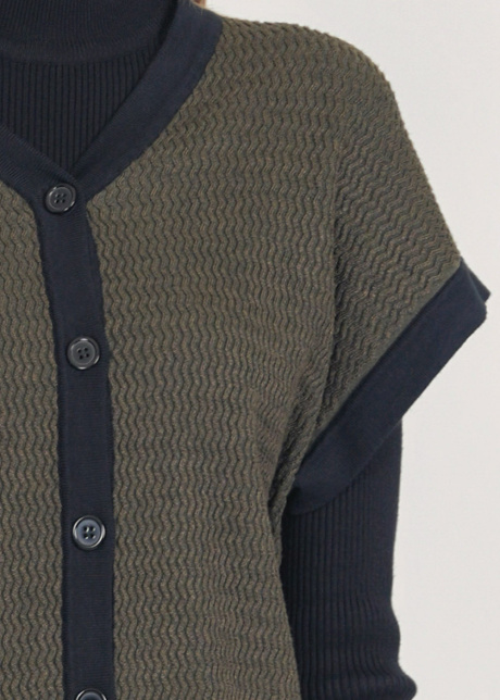 Olive Green Ribbed Vest: Buttoned Elegance