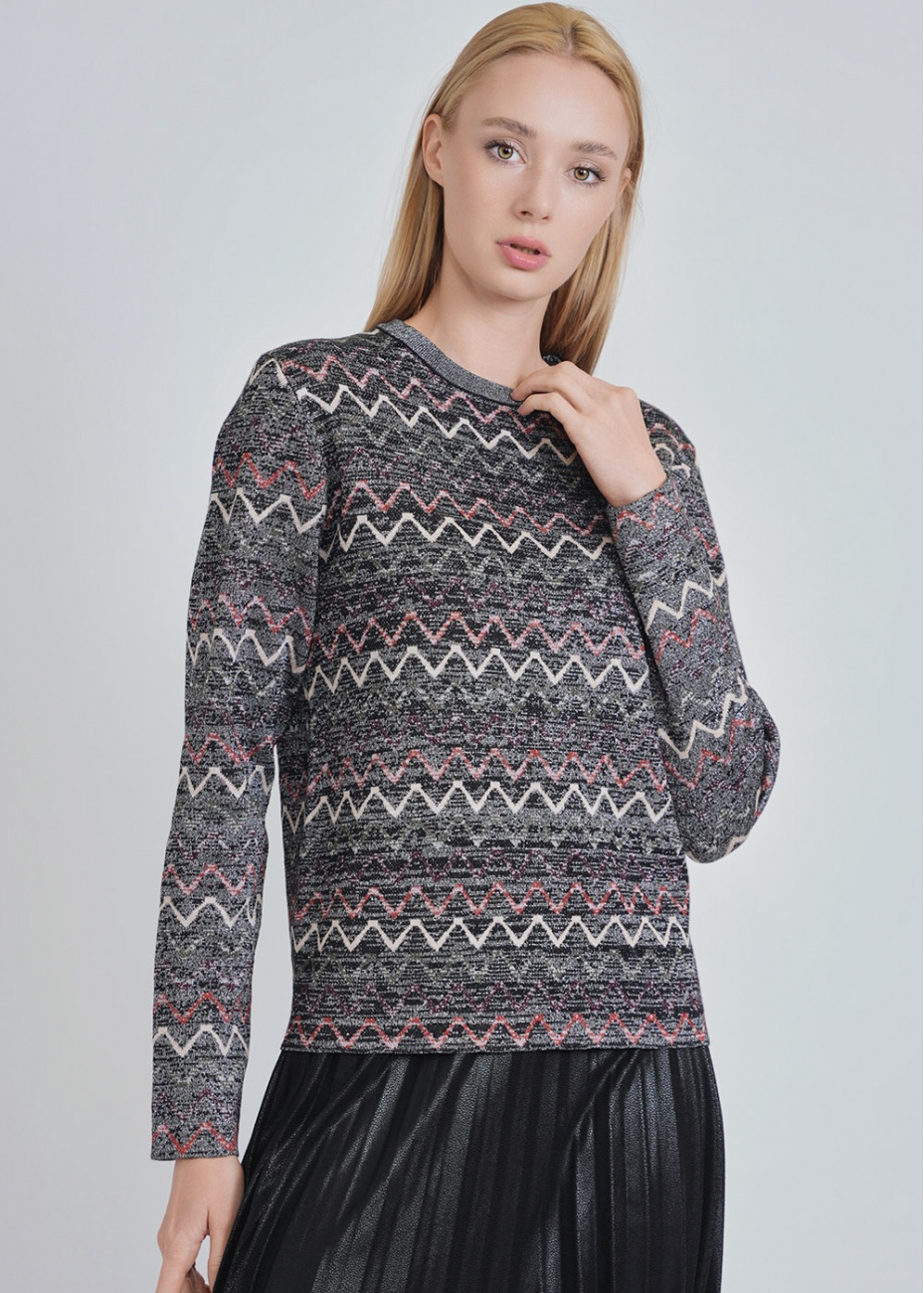 Dynamic Zigzag Patterned Silver Top