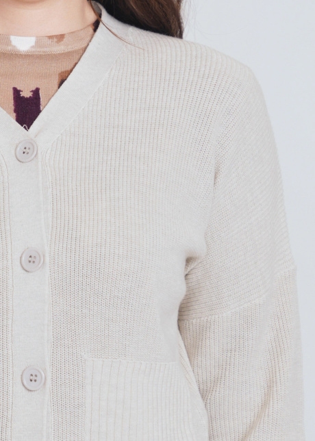 Soft Sand Cardigan: Ribbed Detail, Button Closure, and Pockets