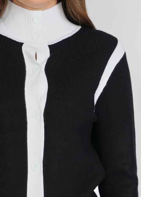 Classic Contrast: Black & White High Neck with Ribbed Design