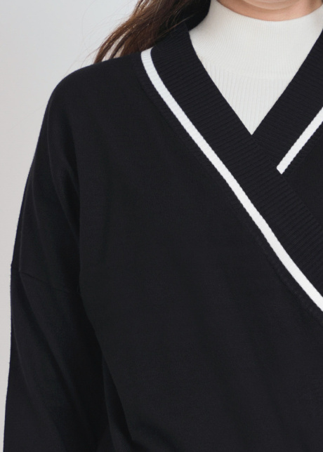 Refined Style Black Sweater