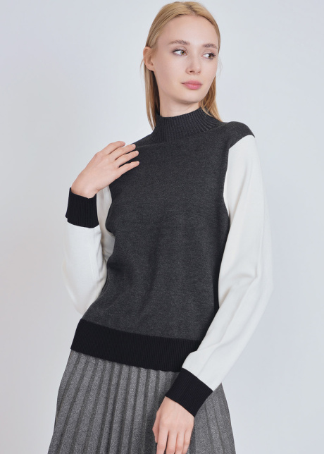 Dual-Shade High-Neck Sweater in Grey & White