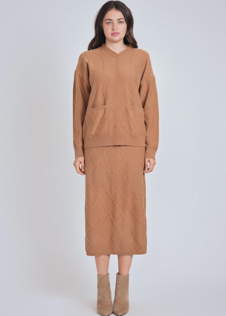 Elegant Camel Top with V-Neck & Geometric Accent