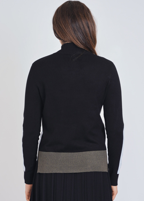Contrast V-Neck Knit: Black with White Touches