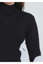 Contrast V-Neck Knit: Black with White Touches