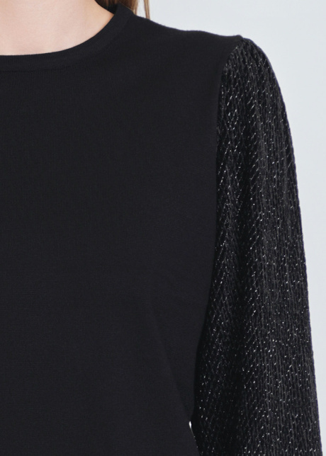 Edgy Black Knit Top with Eye-catching Voluminous Sleeves