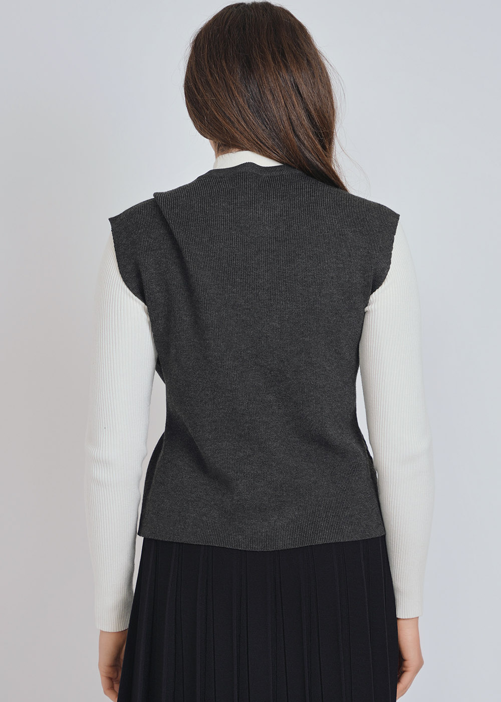 Subtle Grey Vest with Cable Knit Intricacies